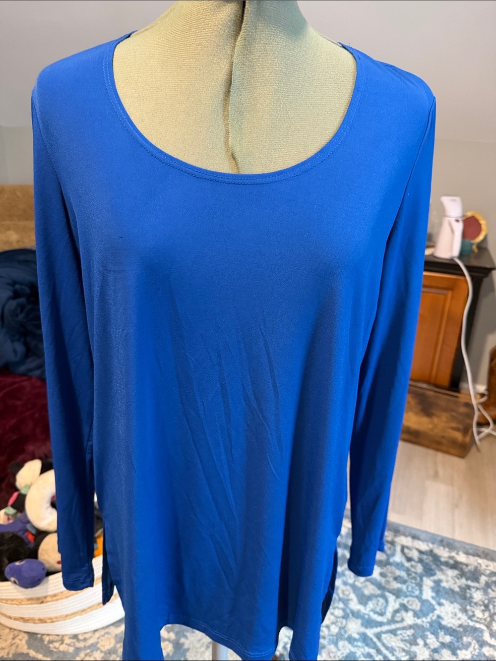 Slinky Brand Women’s Classic Scoop Neck Long-Sleeve Top - Royal Blue